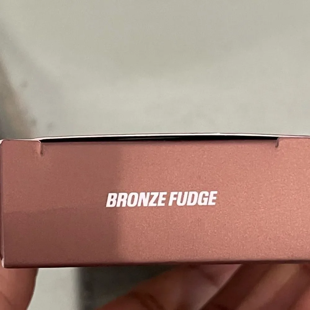 New Easy Blur Silicone-Free Smoothing Primer Bronze Fudge